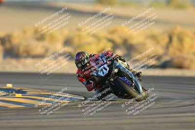 media/Nov-17-2024-CVMA (Sun) [[1fec520723]]/Race 18-Supersport Middleweight/